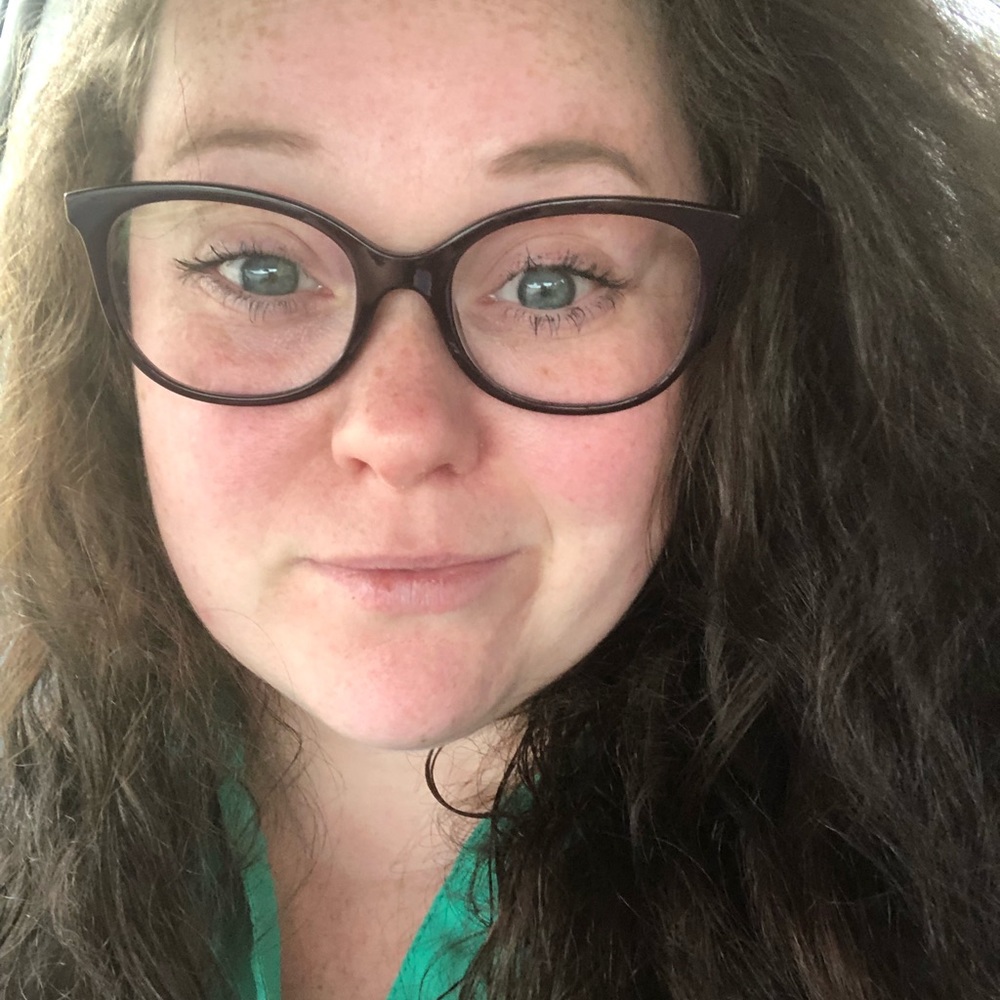 Meet your Posher, Alisha